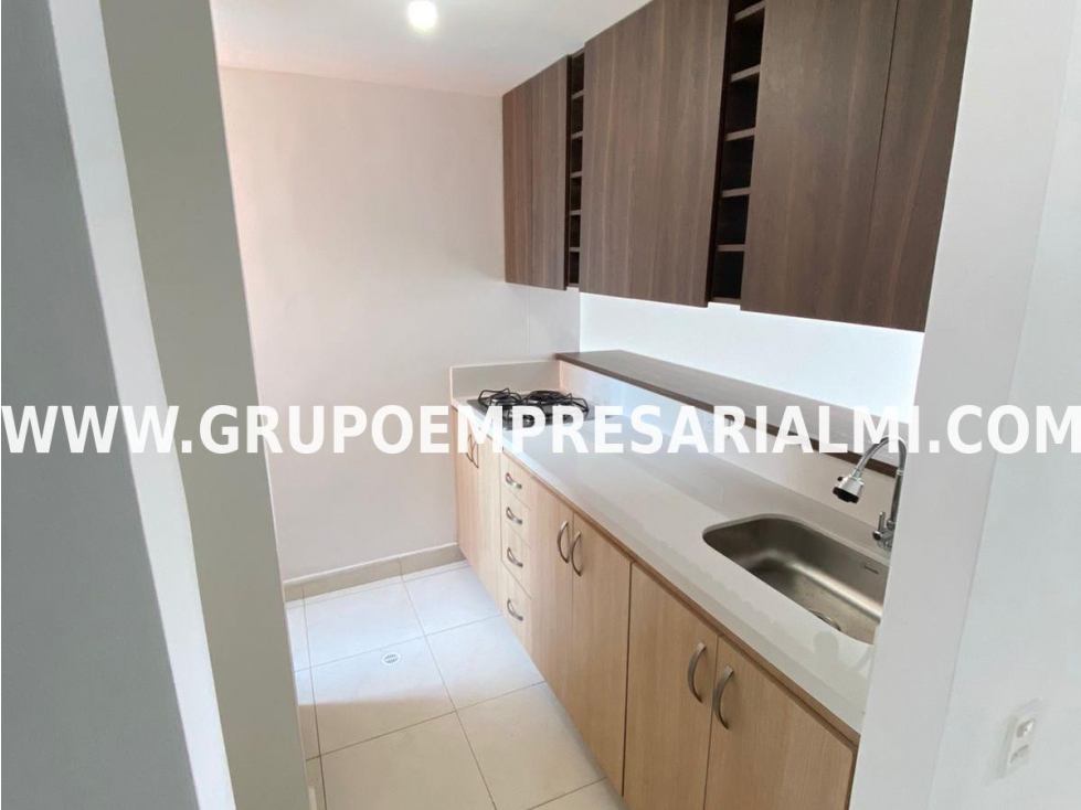 APARTAMENTO EN ARRIENDO - SECTOR ENTREAMIGOS COD. 2216 COD: 2216 - 3