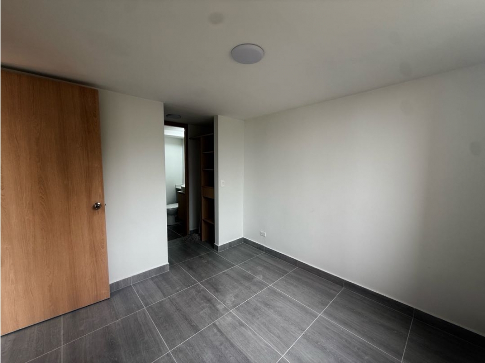 apartamento para alquiler en calasanz — foto 5