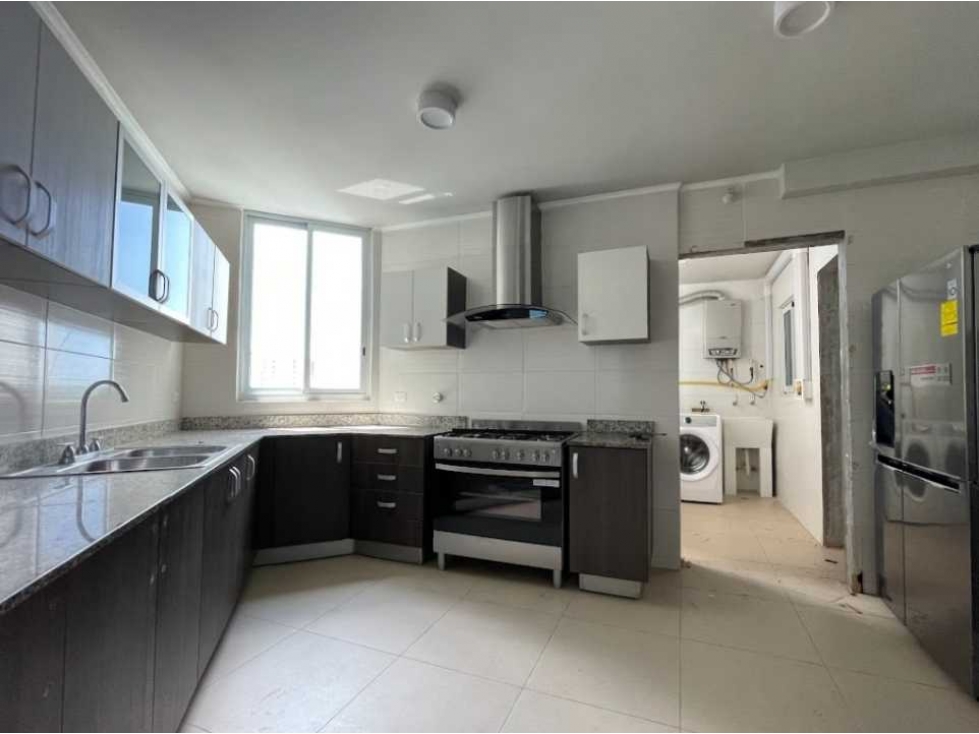 APARTAMENTO PARA ALQUILER EN LINEA BLANCA COSTA DEL ESTE