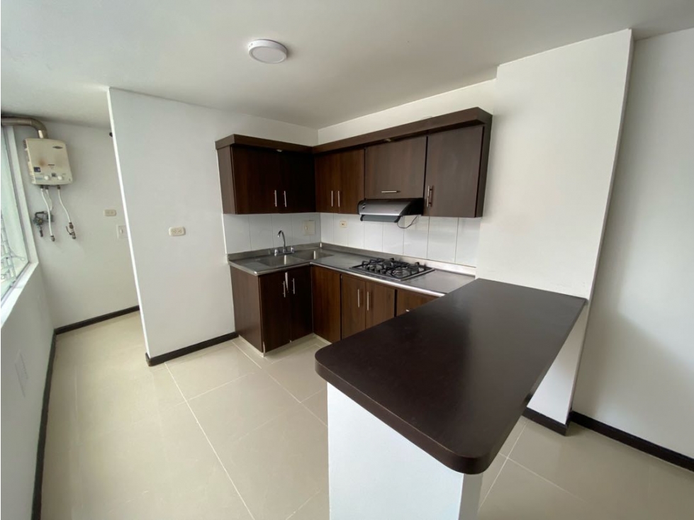APARTAMENTO PARA ARRENDAMIENTO ALTA SUIZA — foto 3