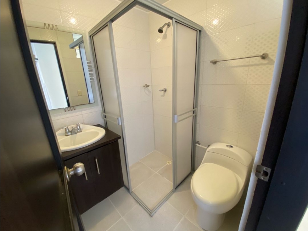 APARTAMENTO PARA ARRENDAMIENTO ALTA SUIZA — foto 4