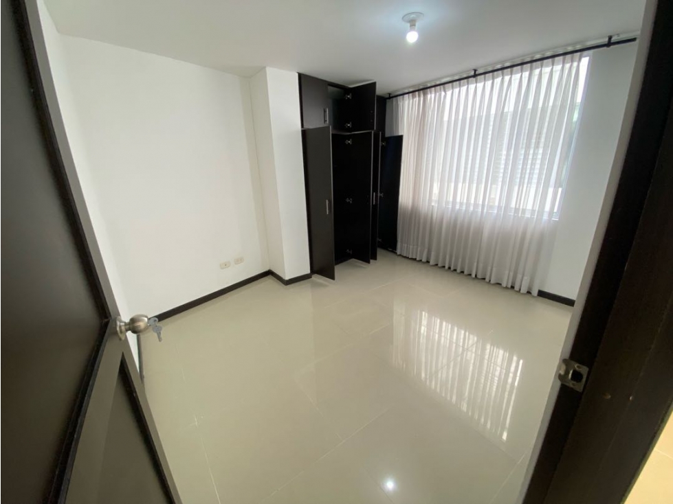 APARTAMENTO PARA ARRENDAMIENTO ALTA SUIZA — foto 5
