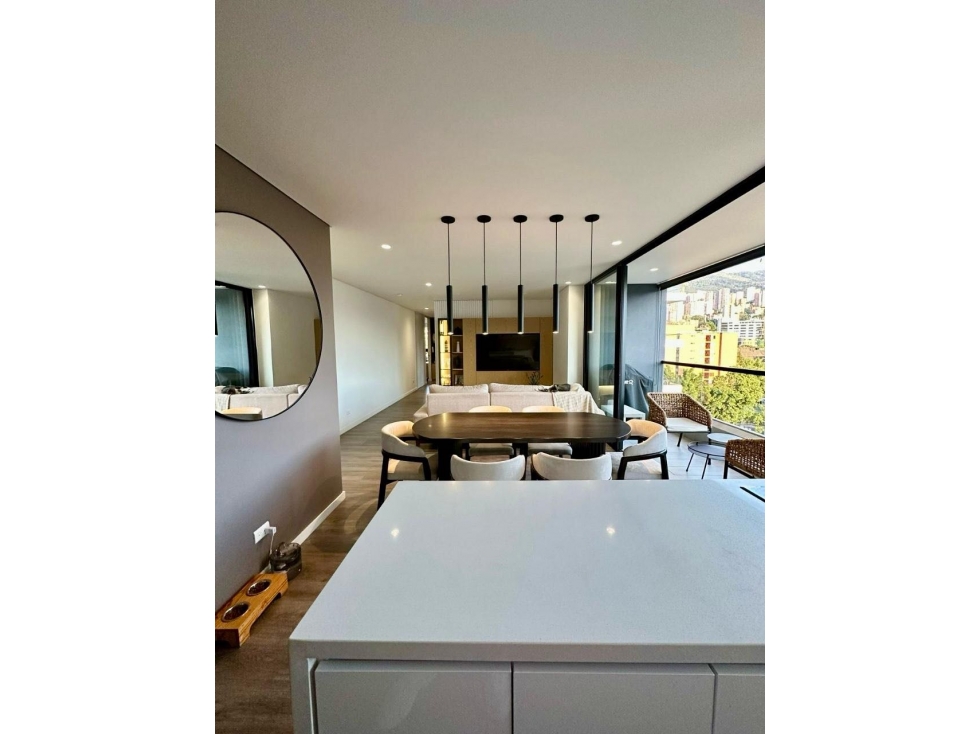 Apartamento Amoblado en Venta en El Poblado sector Lalinde