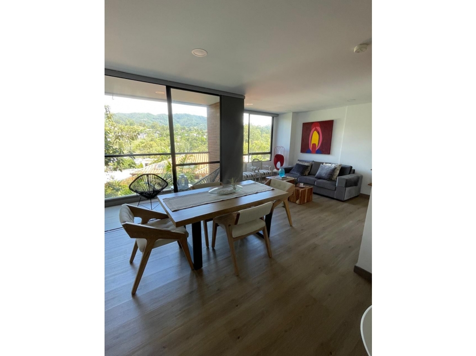 Apartamento Para Arriendo Amoblado en El Retiro