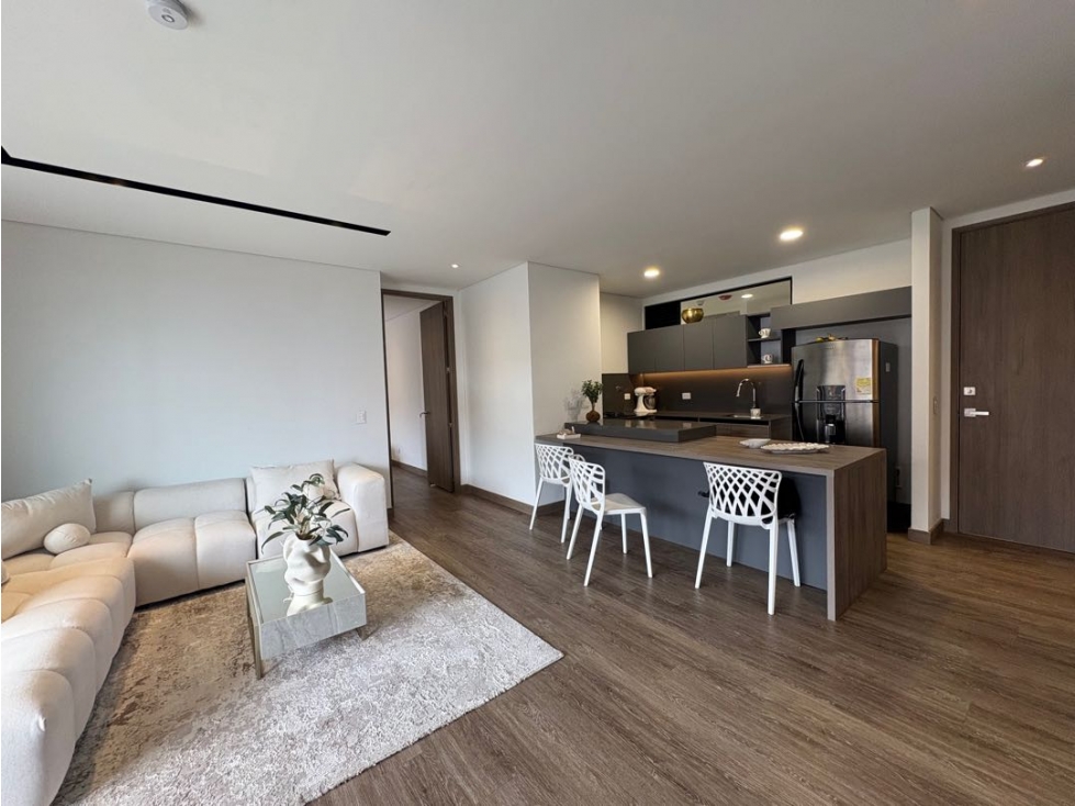 APARTAMENTO PARA ARRIENDO EL POBLADO — foto 4