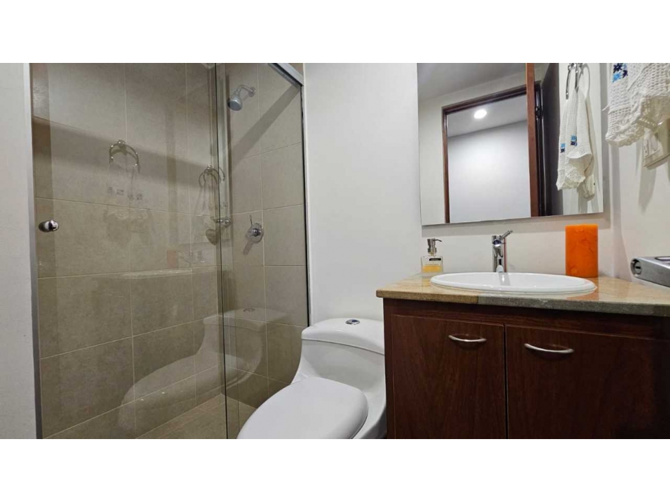 APARTAMENTO PARA ARRIENDO, UNIDAD FAMILIAR, SECTOR BENEDICTINOS. — foto 6
