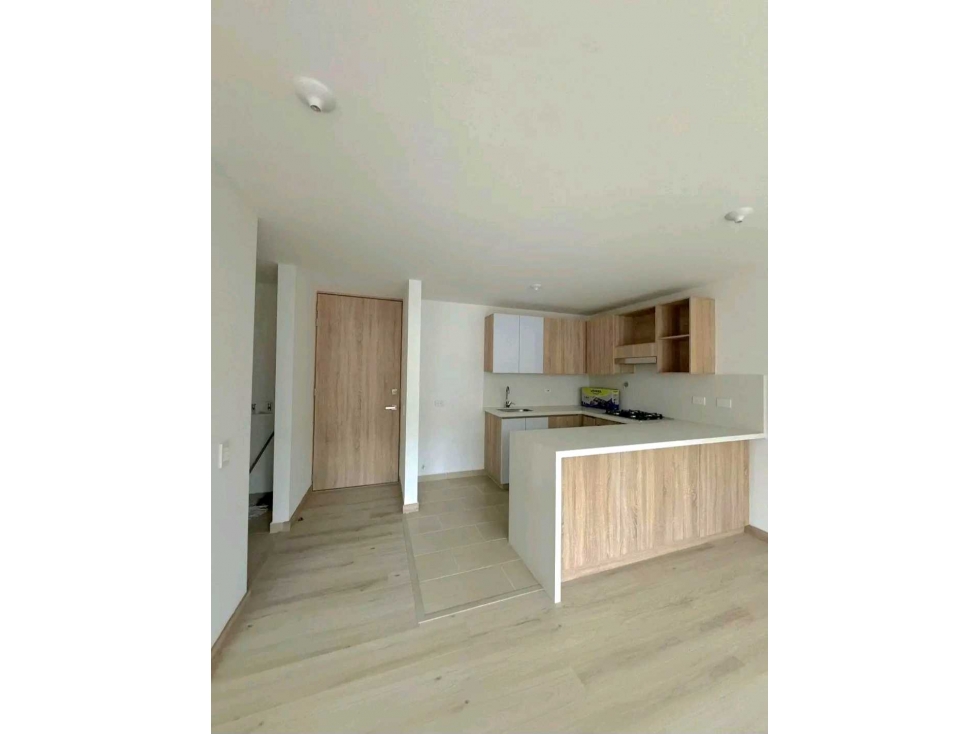 ¡Apartamento para estrenar en Envigado Camino Verde!
