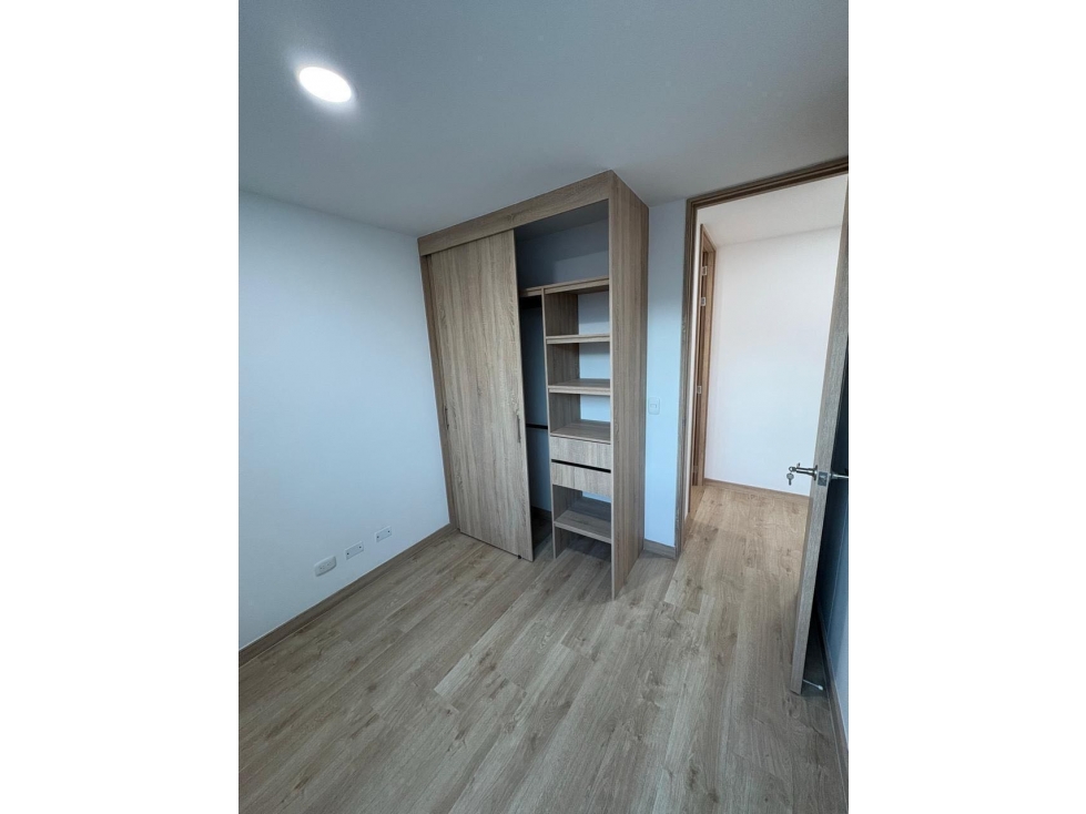 APARTAMENTO PARA ESTRENAR EN SABANETA LOMA SAN JOSÉ — foto 5