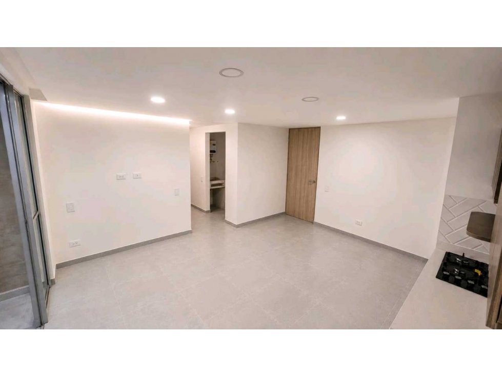 Apartamento para estrenar en la Loma de San José Sabaneta