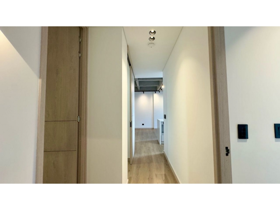 Apartamento para estrenar en venta, en Envigado-Loma de los Mesa — foto 3