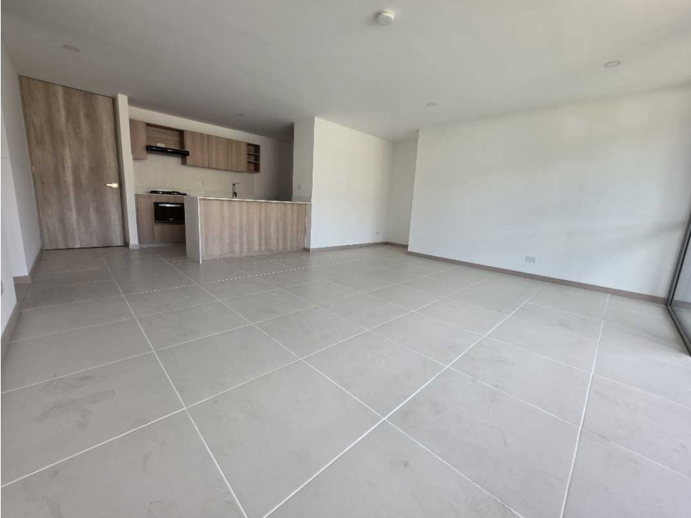 Apartamento para estrenar, piso 27, vista oriente sin poniente
