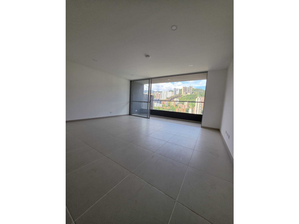 Apartamento para estrenar, piso 27, vista oriente sin poniente — foto 2