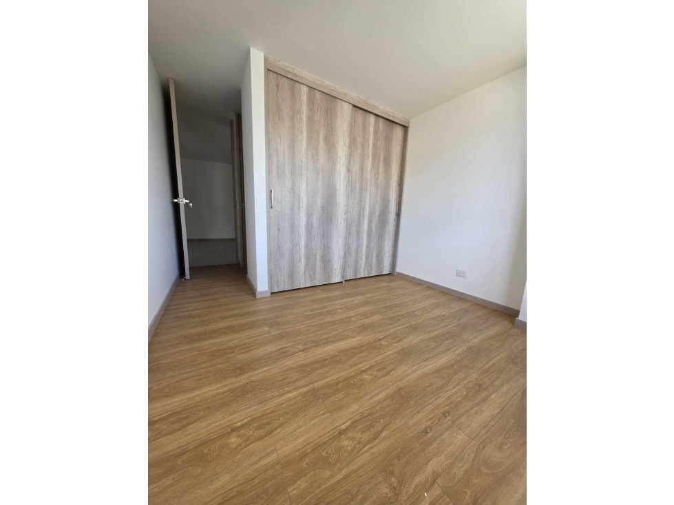 Apartamento para estrenar, piso 27, vista oriente sin poniente — foto 5