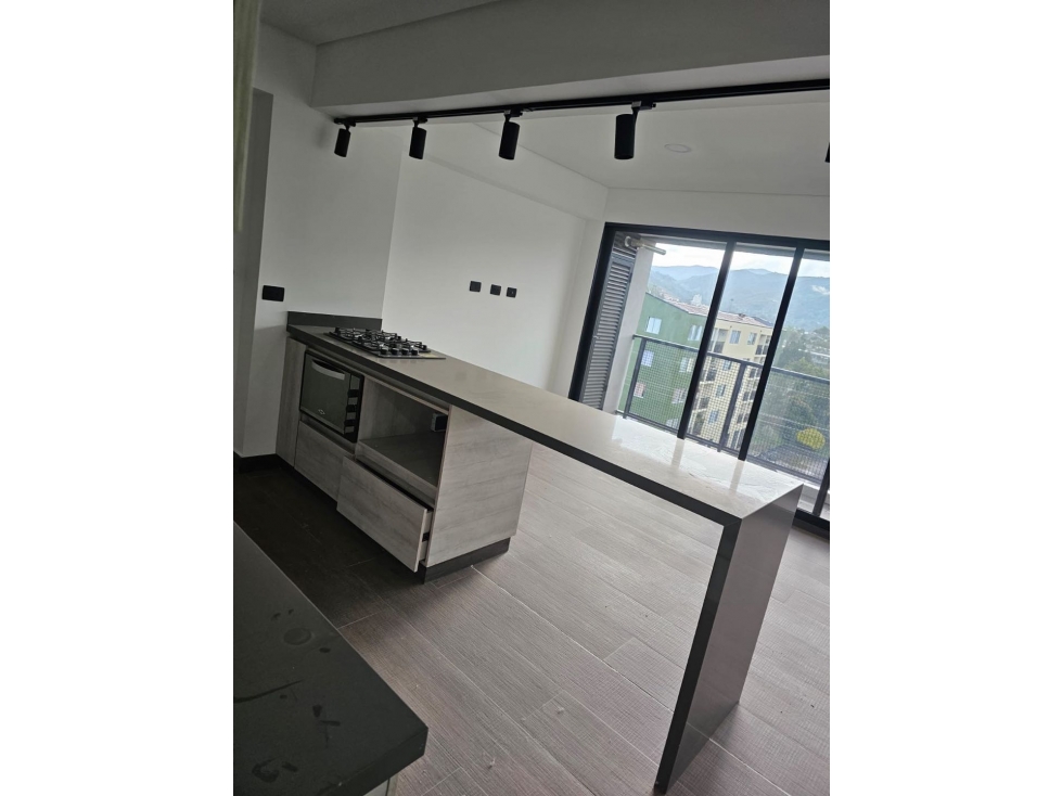 Apartamento para estrenar retiro - 2