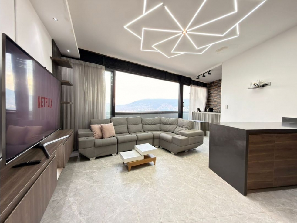 Apartamento en Arriendo Amoblado en Loma de los Bernal