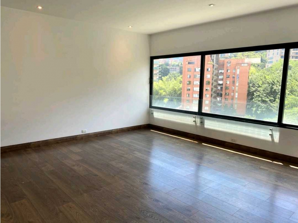 APARTAMENTO PARA LA RENTA EN EL POBLADO SECTOR SAN LUCAS — foto 6