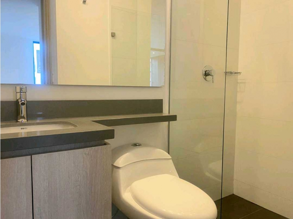 APARTAMENTO PARA LA RENTA EN EL POBLADO SECTOR ALTOS DEL POBLADO — foto 6