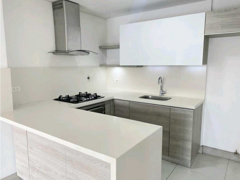 APARTAMENTO PARA LA RENTA EN ENVIGADO SECTOR LOMA LOS MESA