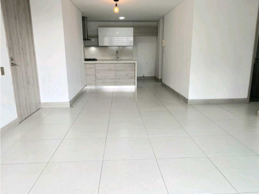 APARTAMENTO PARA LA RENTA EN ENVIGADO SECTOR LOMA LOS MESA — foto 3