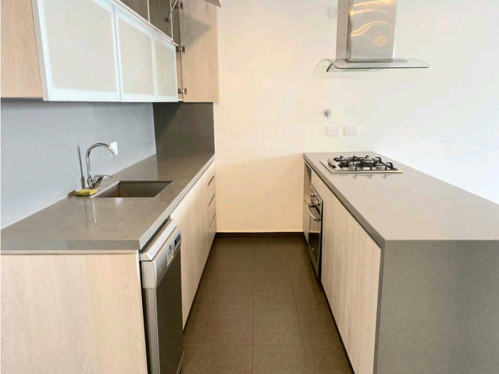 APARTAMENTO PARA LA RENTA EN EL POBLADO SECTOR LAS PALMAS — foto 2