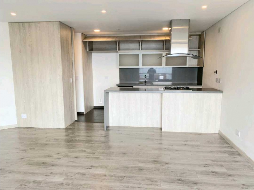 APARTAMENTO PARA LA RENTA EN EL POBLADO SECTOR LAS PALMAS — foto 3
