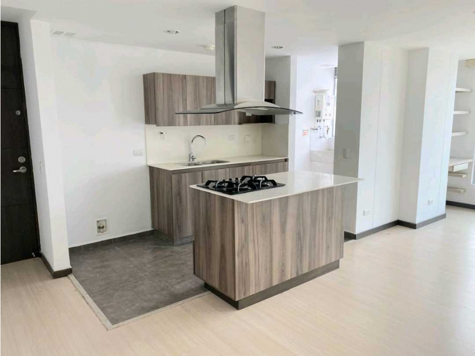 APARTAMENTO PARA LA RENTA EN ENVIGADO SECTOR INTERMEDIA