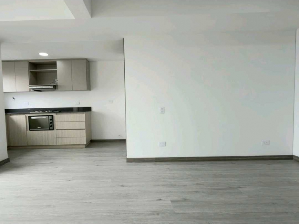 APARTAMENTO PARA LA RENTA EN EL POBLADO SECTOR LAS PALMAS — foto 3