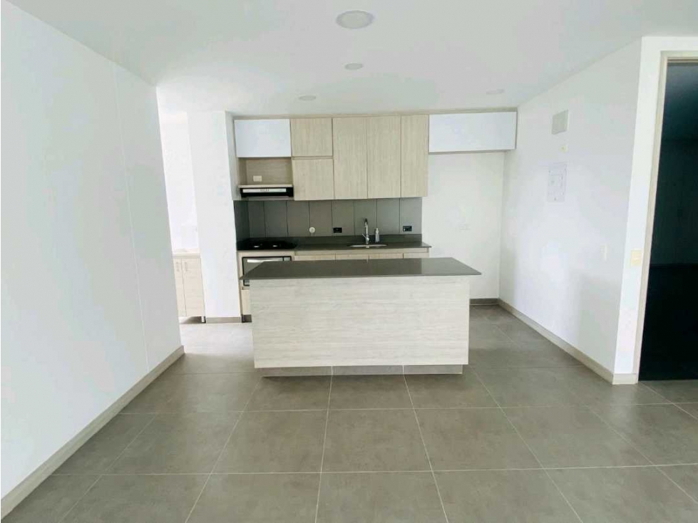 APARTAMENTO PARA LA RENTA EN ENVIGADO SECTOR LOMA DEL ESCOBERO — foto 2