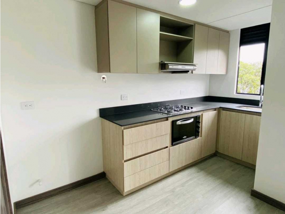 APARTAMENTO PARA LA RENTA EN EL POBLADO SECTOR LAS PALMAS