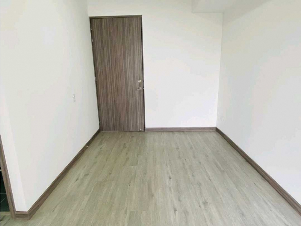 APARTAMENTO PARA LA RENTA EN EL POBLADO SECTOR LAS PALMAS — foto 4
