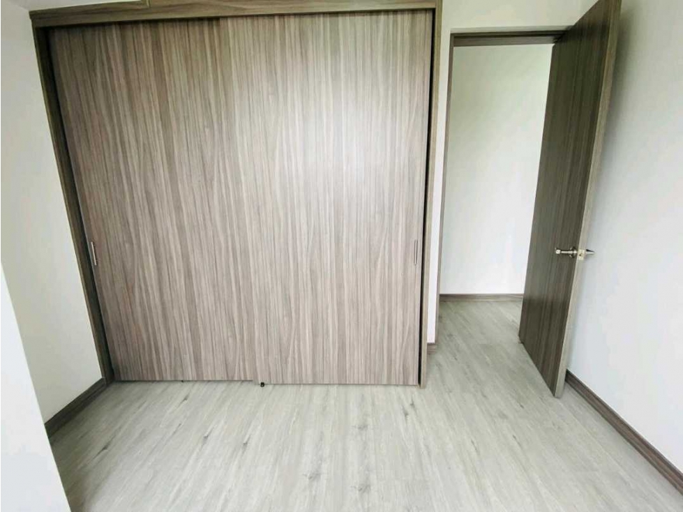 APARTAMENTO PARA LA RENTA EN EL POBLADO SECTOR LAS PALMAS — foto 6