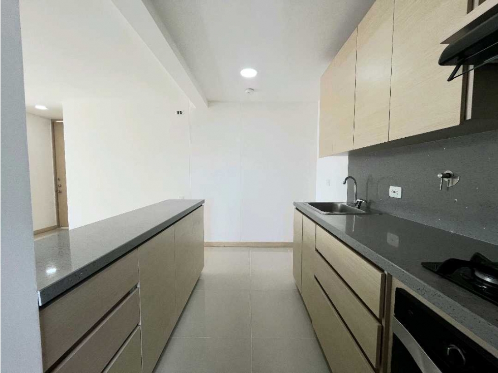 APARTAMENTO PARA LA RENTA EN ENVIGADO SECTOR JARDINES — foto 4