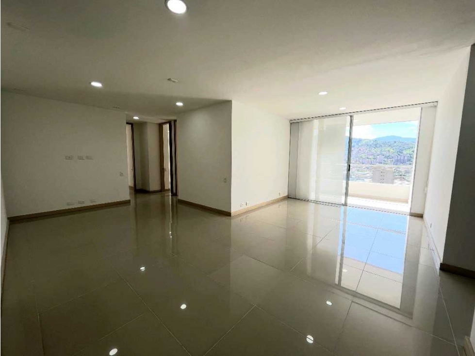 APARTAMENTO PARA LA RENTA EN ENVIGADO SECTOR JARDINES — foto 5