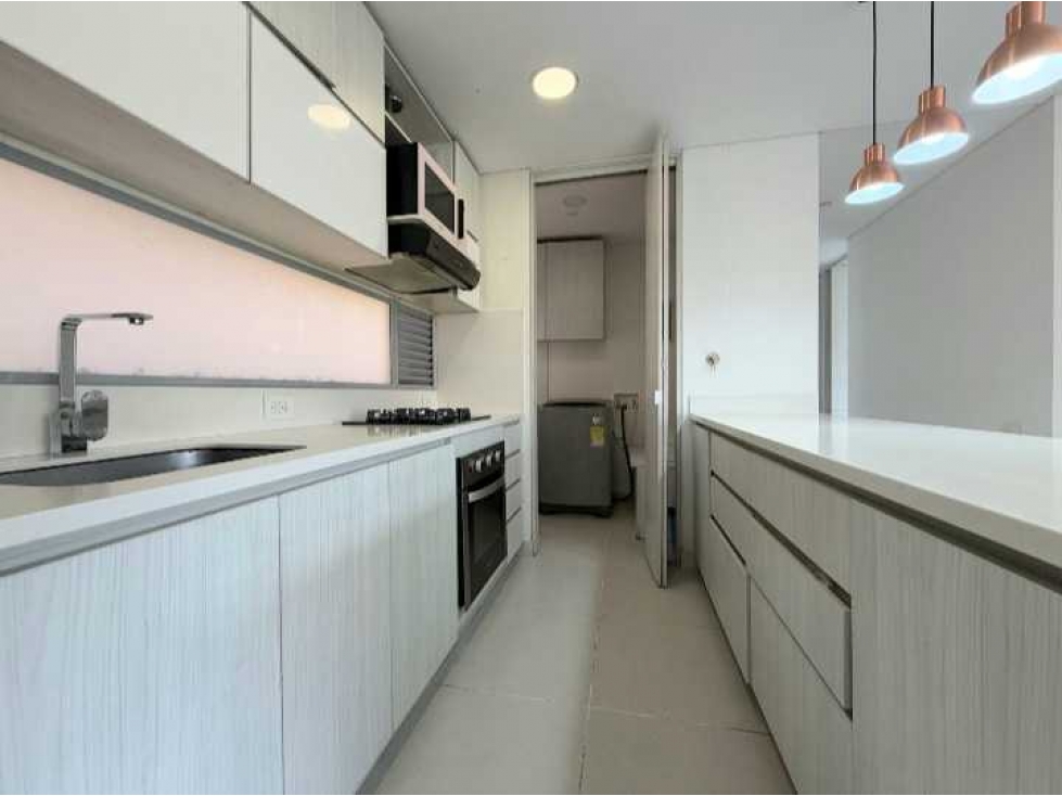 APARTAMENTO PARA LA RENTA EN ENVIGADO SECTOR LA LOMA DEL CHOCHO — foto 2
