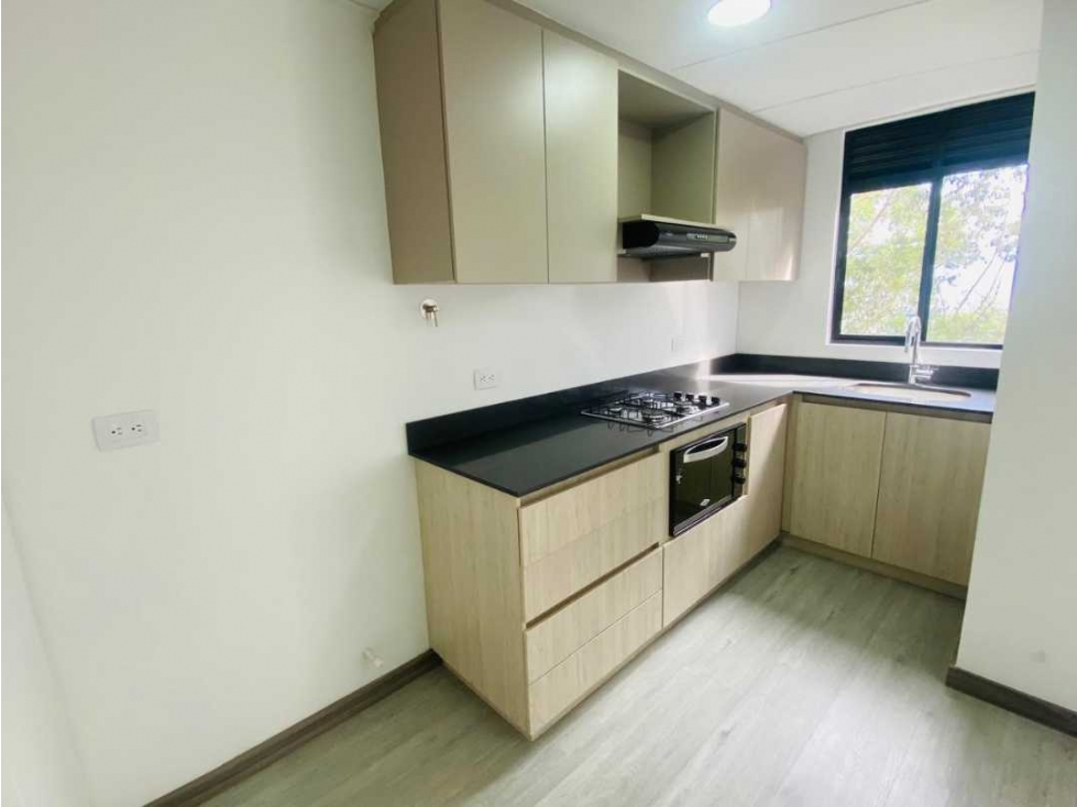 APARTAMENTO PARA LA RENTA EN EL POBLADO SECTOR LAS PALMAS