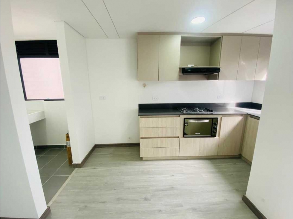 APARTAMENTO PARA LA RENTA EN EL POBLADO SECTOR LAS PALMAS — foto 2
