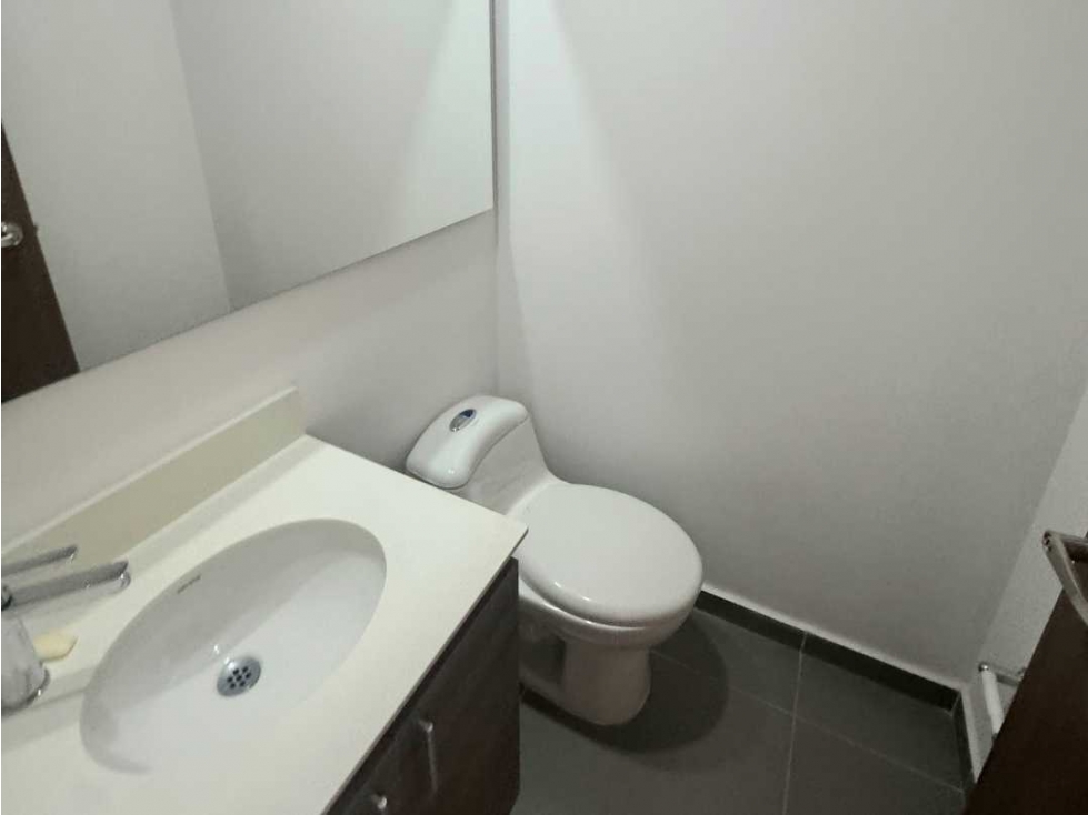 APARTAMENTO PARA LA RENTA EN ENVIGADO SECTOR LOMA DEL ESCOBERO — foto 5