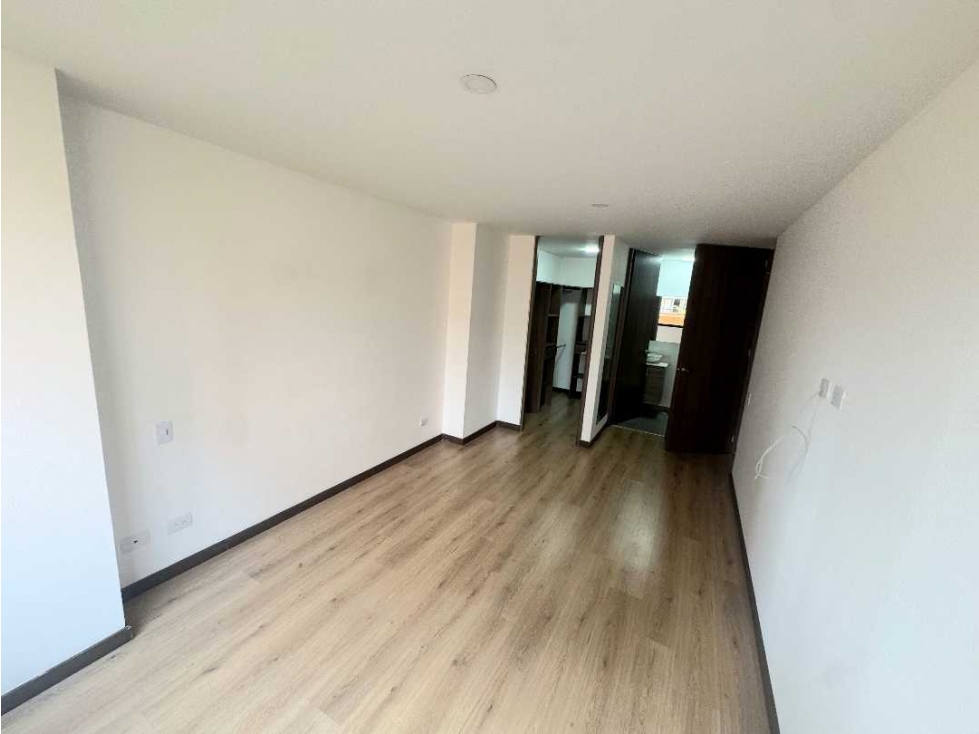 APARTAMENTO PARA LA RENTA EN ENVIGADO SECTOR LOMA DEL ESCOBERO — foto 6