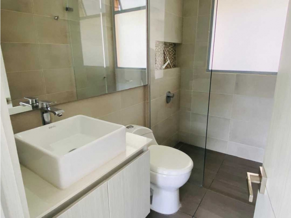 APARTAMENTO PARA LA RENTA EN ENVIGADO SECTOR LOMA DEL CHOCHO — foto 5