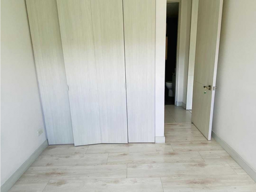 APARTAMENTO PARA LA RENTA EN ENVIGADO SECTOR LOMA DEL CHOCHO — foto 6