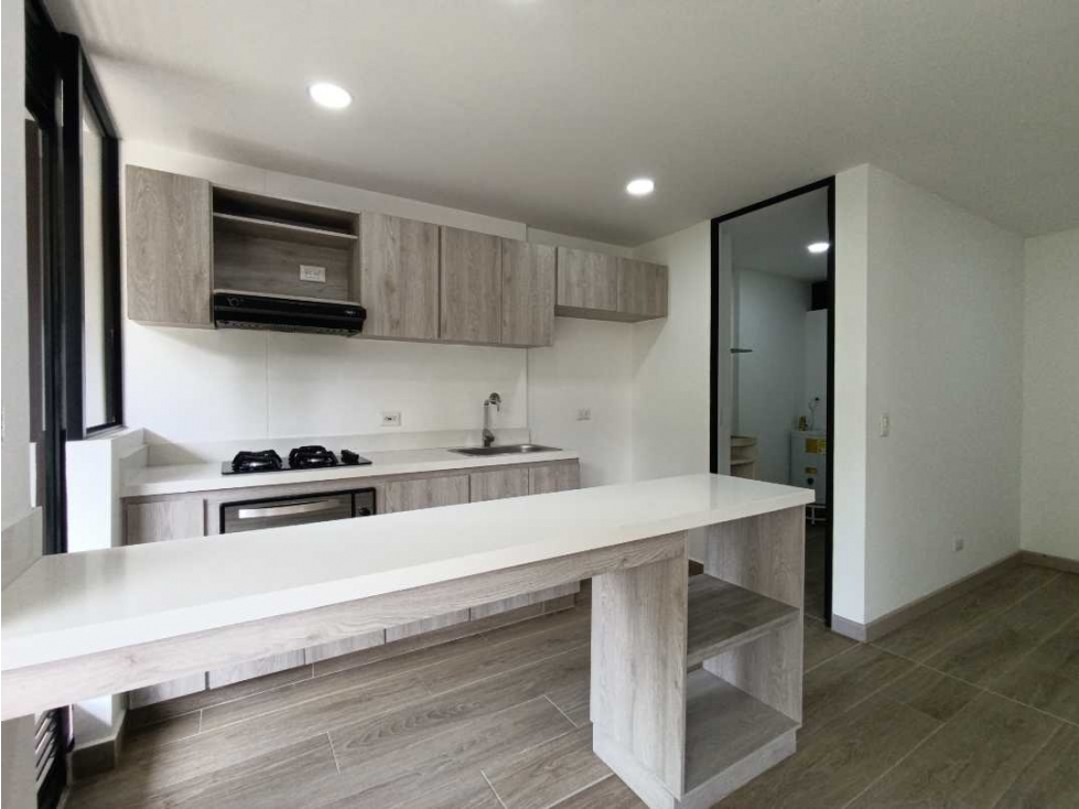 APARTAMENTO PARA LA RENTA EN EL RETIRO