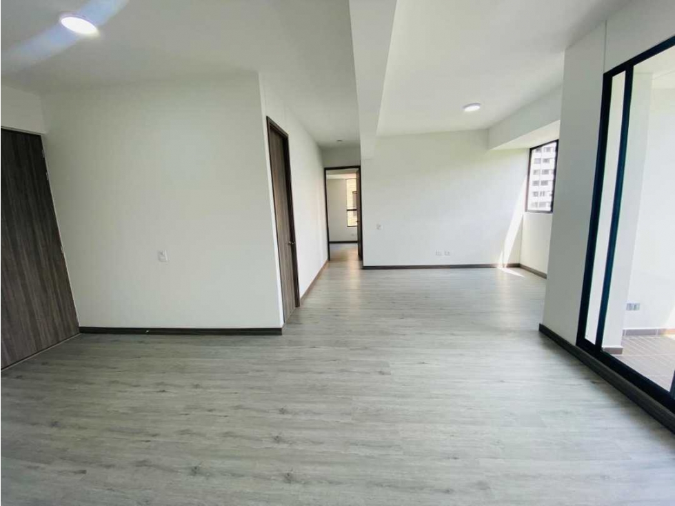 APARTAMENTO PARA LA RENTA EN EL POBLADO SECTOR LAS PLAMAS — foto 5