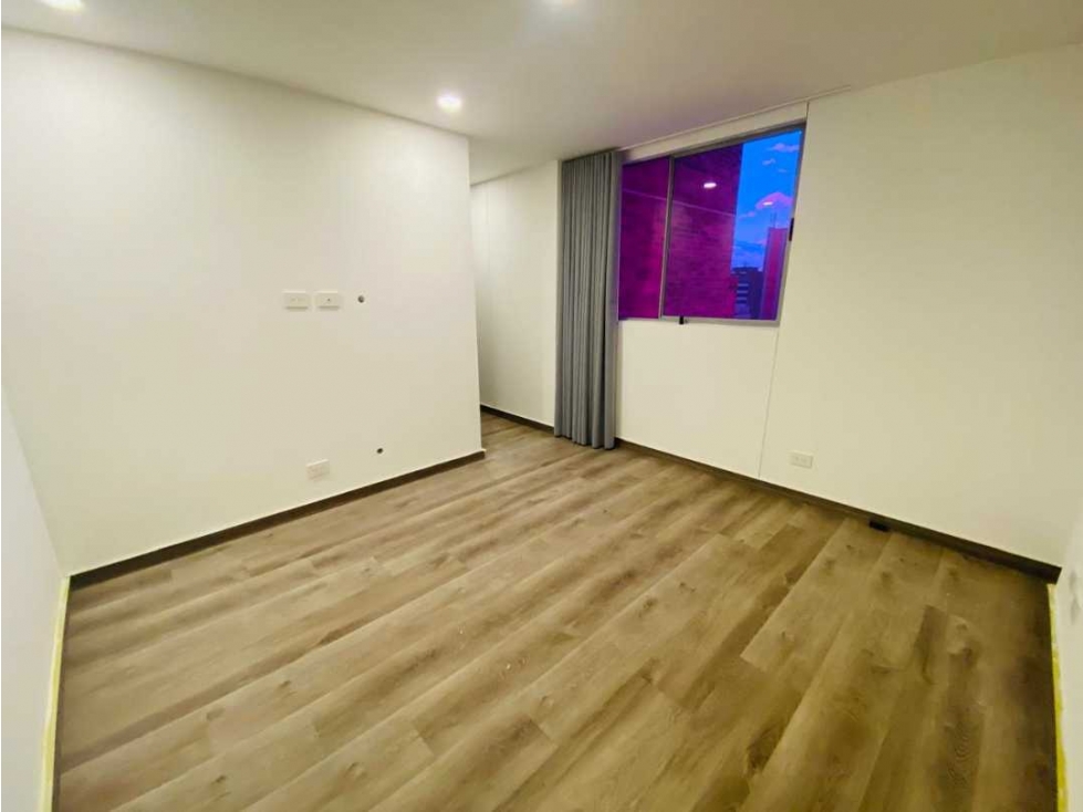 APARTAMENTO PARA LA RENTA EN EL POBLADO SECTOR CIUDAD DEL RIO — foto 6