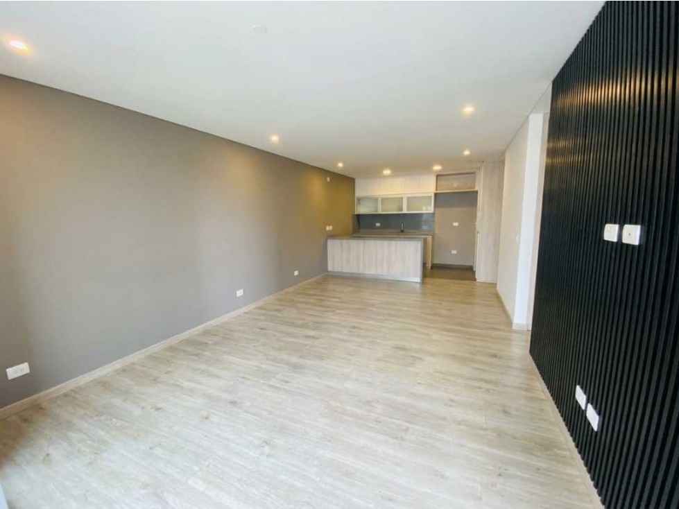 APARTAMENTO PARA LA RENTA EN EL POBLADO SECTOR ALTOS DEL POBLADO — foto 5