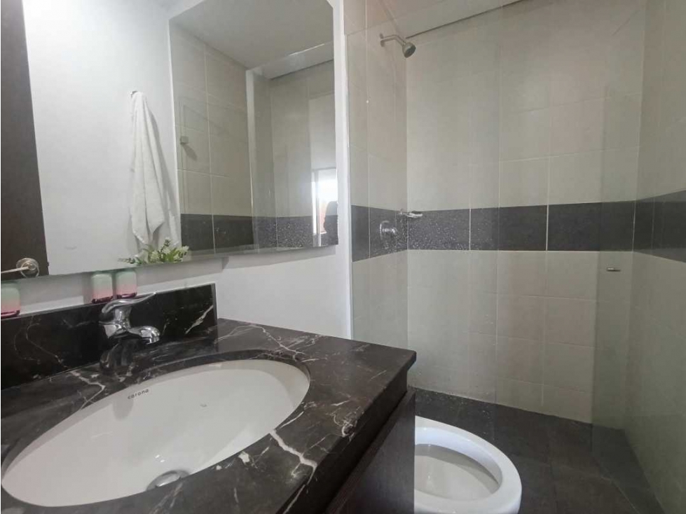 APARTAMENTO PARA LA RENTA EN ENVIGADO LOMA DEL ESMERALDAL — foto 3