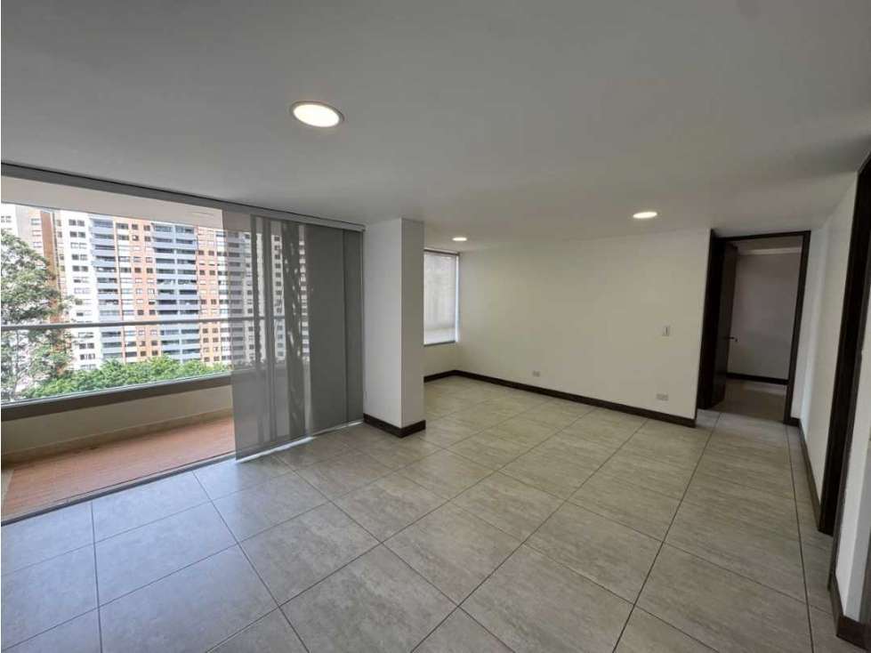 APARTAMENTO PARA LA RENTA EN ENVIGADO SECTOR EL CHINGUI — foto 3
