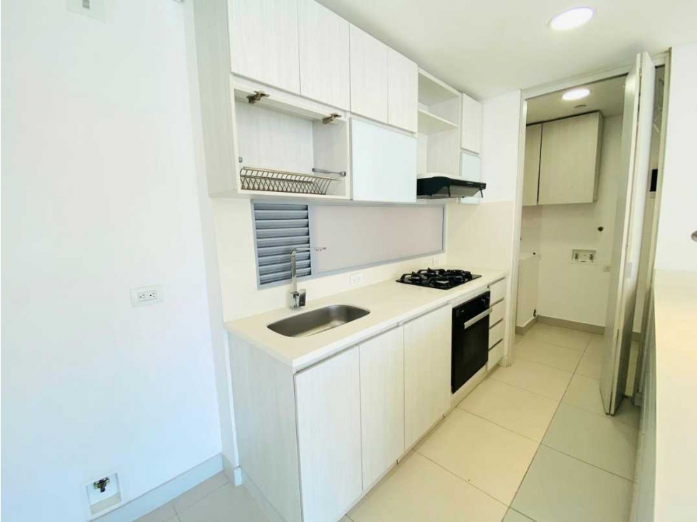 APARTAMENTO PARA LA RENTA EN ENVIGADO SECTOR LOMA DEL CHOCHO — foto 2
