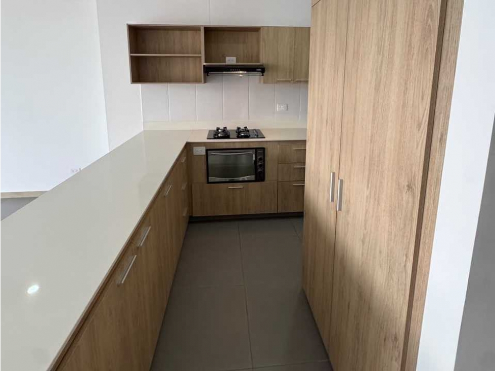 APARTAMENTO PARA LA RENTA EN ENVIGADO SECTOR LOMA DEL ESCOBERO — foto 2