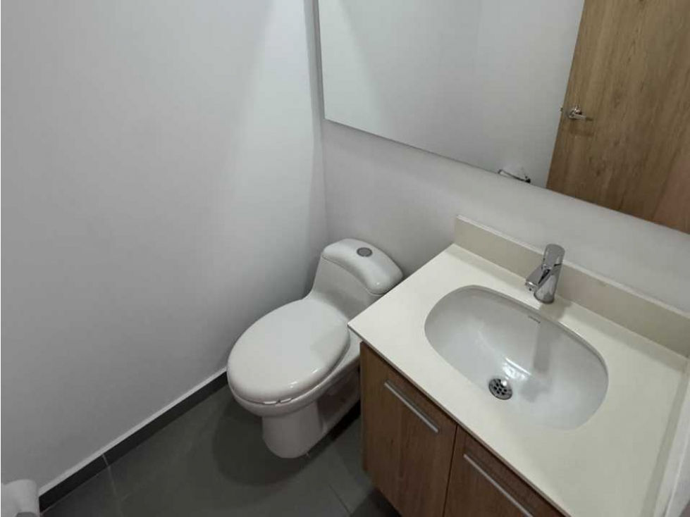APARTAMENTO PARA LA RENTA EN ENVIGADO SECTOR LOMA DEL ESCOBERO — foto 6
