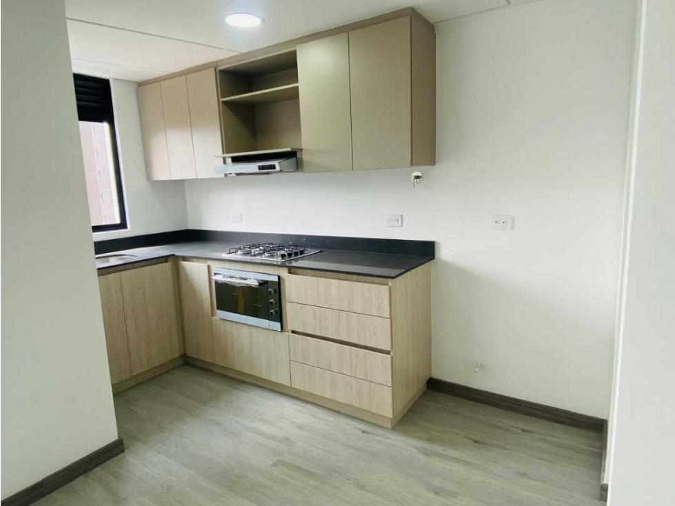 APARTAMENTO PARA LA RENTA EN EL POBLADO SECTOR LAS PALMAS — foto 2